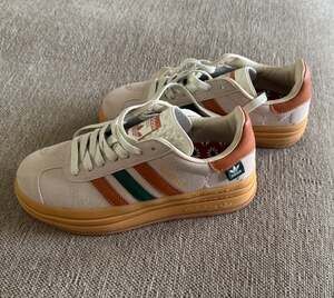 Adidas Gazelle Bold Maple Leaf IG3685 Platform Sneakers